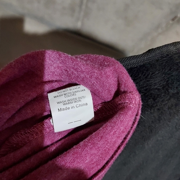 Dragonfly sleeveless t shirt - Picture 6 of 8